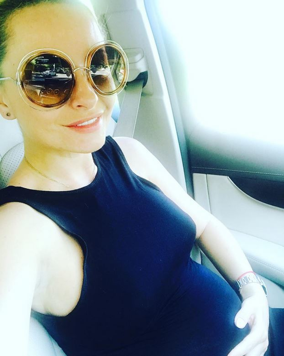 Alexandra Bădescu a făcut publică prima imagine cu burtica de gravidă în urmă cu puţin timp