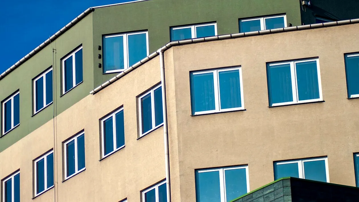 Tragedie în Cluj! Un bărbat de 37 de ani a căzut în gol de la etajul 9 al unui bloc