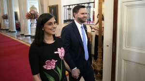 JD Vance a devenit tată pentru a patra oară. Ce nume a ales pentru copil
