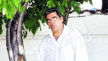 Bazinul de inot a fost redat elevilor! Afaceristul Marcel Toader, evacuat de la Liceul Rosetti