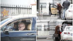 Irinel Columbeanu a devenit şoferul propriului şofer. Imagini din Bentley