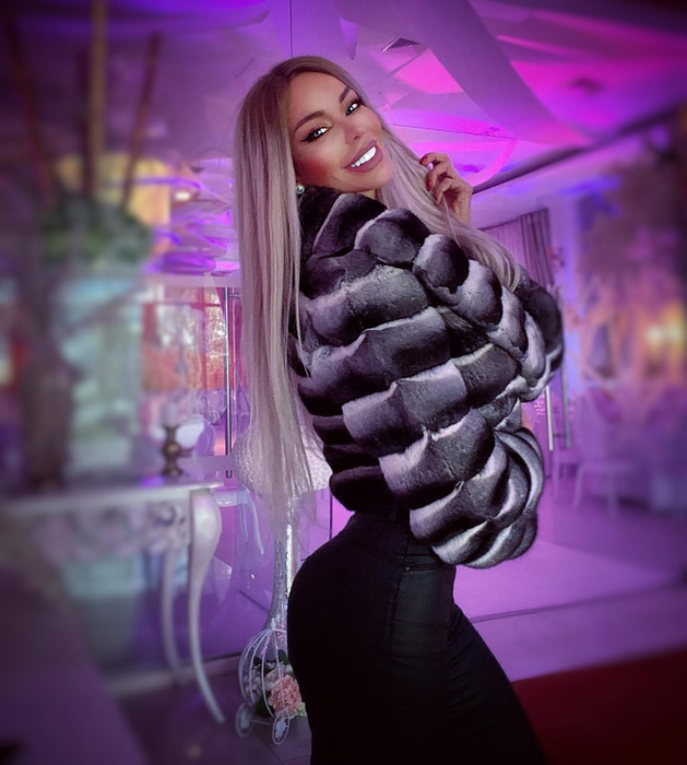 Bianca Drăgușanu se teme pentru viața ei după divorț!? A învățat să tragă cu pistolul! VIDEO