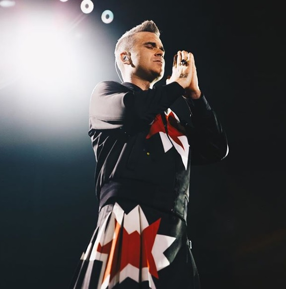 Soția lui Robbie Williams i-a făcut cadou artistului o plantație întreagă de marijuana
