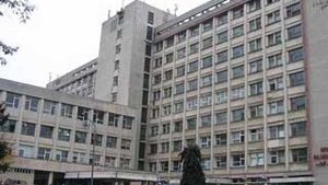 Pacientii unui spital care nu are apa calda, lasati sa mearga acasa, pentru o zi, sa faca baie