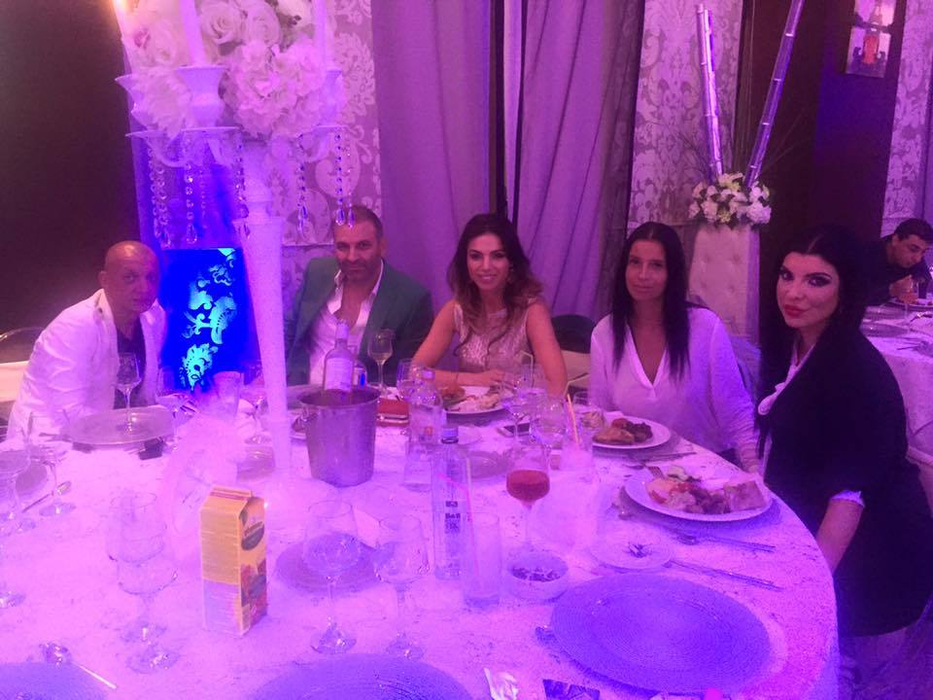 ANDREEA TONCIU, apariţie de senzaţie la aniversarea lui REGHECAMPF! Cum s-a îmbrăcat bruneta