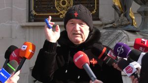 Gigi Becali este văzut pe Muntele Athos ca Ștefan cel Mare. Câți bani a investit latifundiarul din Pipera în chiliile românești de acolo