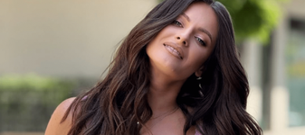 Raluka, apariție spectaculoasă în vacanță. Artista a renunțat la machiaj și a publicat o fotografie rară cu iubitul