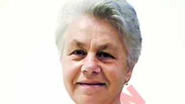 A rescris Biblia in versuri