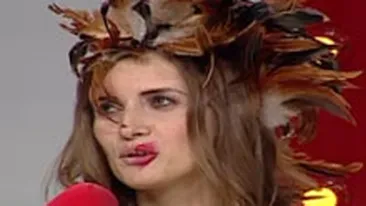 Dana Rogoz raspunde criticilor aduse de Iulia Albu gentii sale. Geanta a fost apreciata in Vogue, deci...