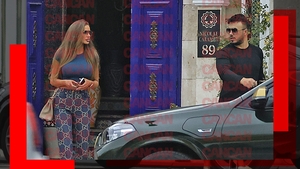 S-au despărțit în fața localului! Telenovela Bianca Drăgușanu - Gabi Bădălău continuă, iar   CANCAN.RO a fost, din nou, pe fază
