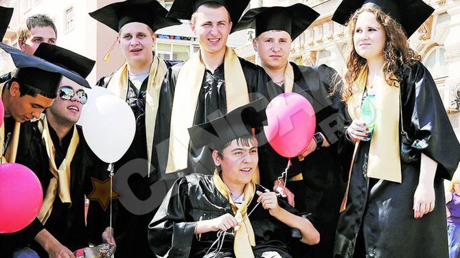 A luat BAC-ul din scaunul cu rotile