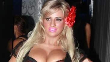 Crezi ca vedetele romanesti se pregatesc de Halloween? Vezi ce parere au despre aceasta sarbatoare Roxana Nemes, Sanziana Buruiana sau Tania Budi!