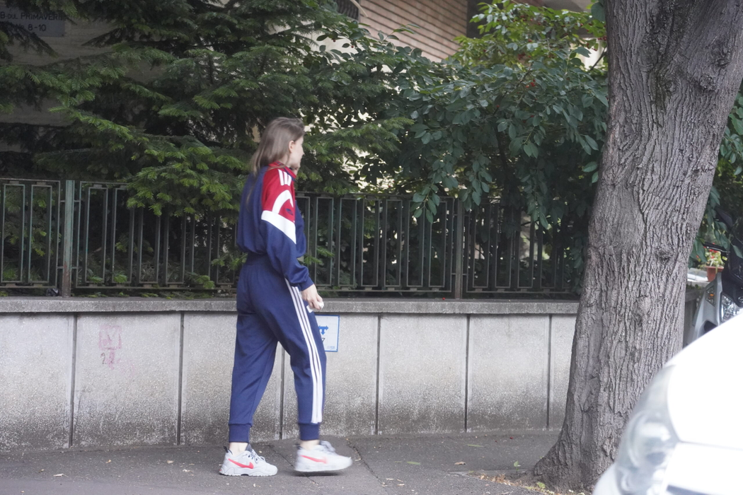 Iulia Albu, apariție surprinzătoare pe străzile din București (Foto: CANCAN.RO)