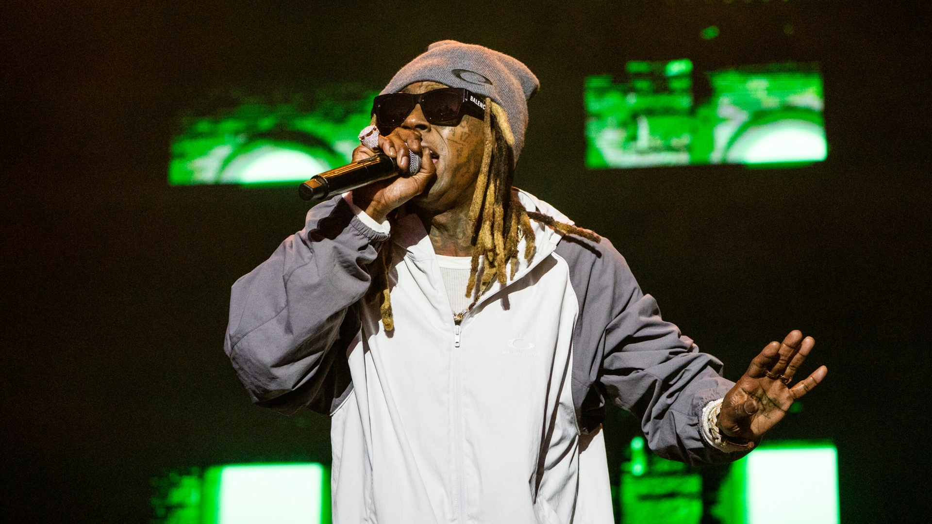 Lil Wayne s-a logodit în secret?! Cine ar fi presupusa logodnică a rapperului