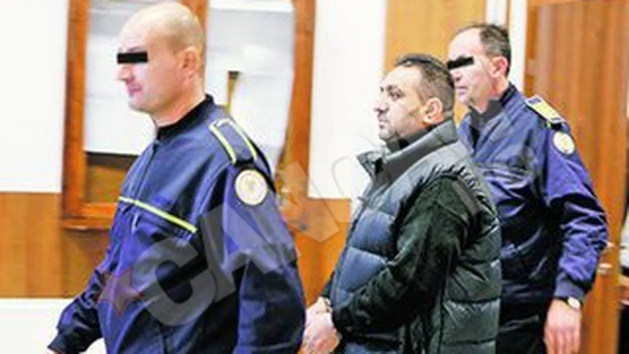 A incercat degeaba sa se dea schizofrenic. Bercea Mondial este sanatos tun