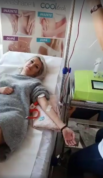 FOTO / Raluca de la „Bambi”, cu branulă în mână în cabinetul medicului: „Am leşinat”. Ce i s-a întâmplat artistei