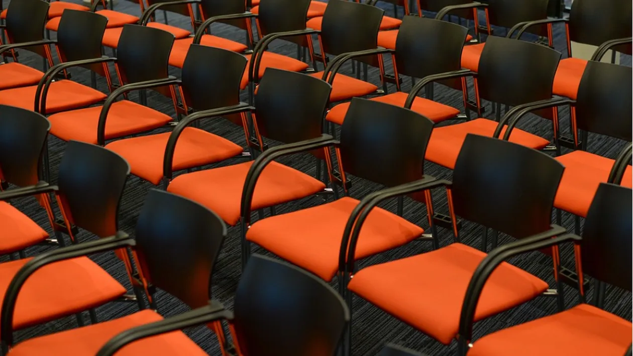 Cât primește un spectator din public în emisiunea Batem palma, de la PRO TV. Trebuie să muncești 9 ore pe zi pentru banii aceștia