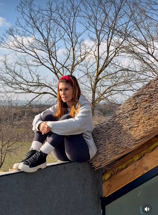 Cum arată casa pe care Sânziana Negru a renovat-o recent, de dragul bunicilor? A schimbat 5 echipe de muncitori în 2 ani