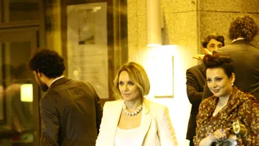 Camelia Sucu a renuntat la culori? Regina mobilei a aparut la ultimele evenimente imbracata complet in alb