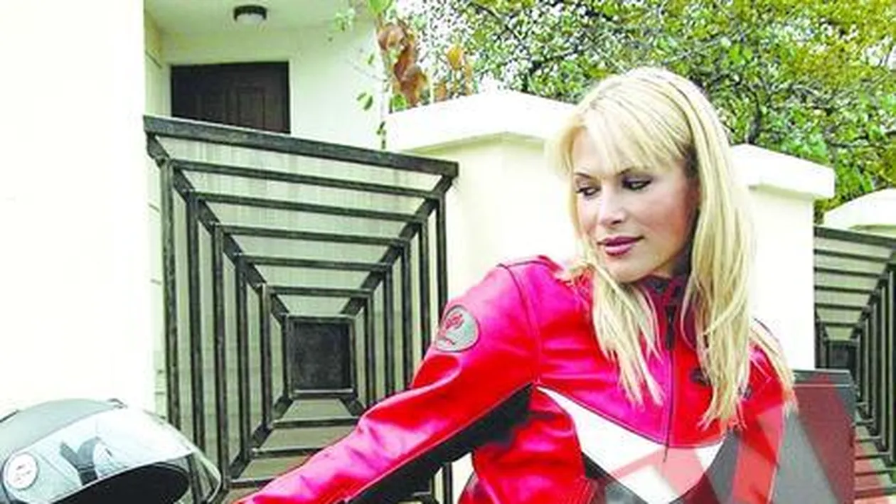 Cristina Soloc si-a sarbatorit ziua de nastere la Praga