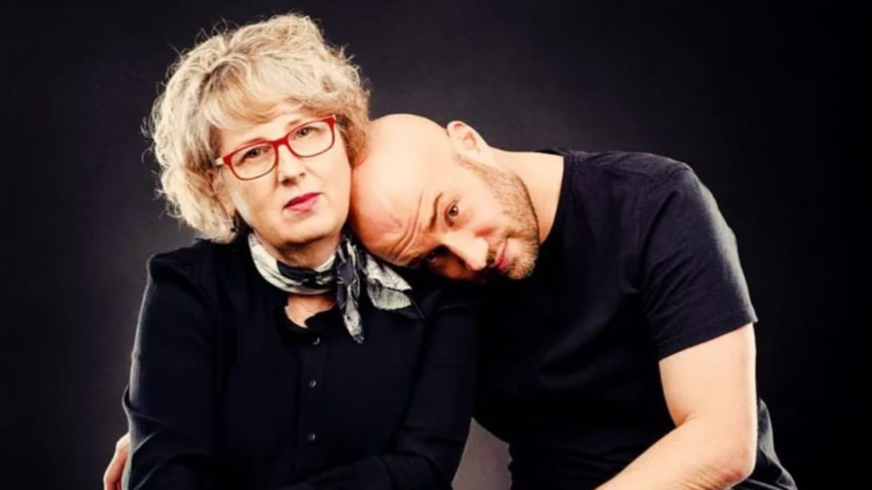 Ce i-a făcut Mihai Bendeac mamei sale? Foto: Instagram / Mihai Bendeac