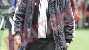 Dan Petrescu isi da demisia