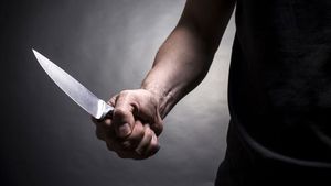 Alexandru, puștiul care și-a omorât cel mai bun prieten cu 11 lovituri de cuțit, trimis acasă de judecători. Familia decedatului, în stare de șoc: “Îmi e frică pentru mine și familia mea!”