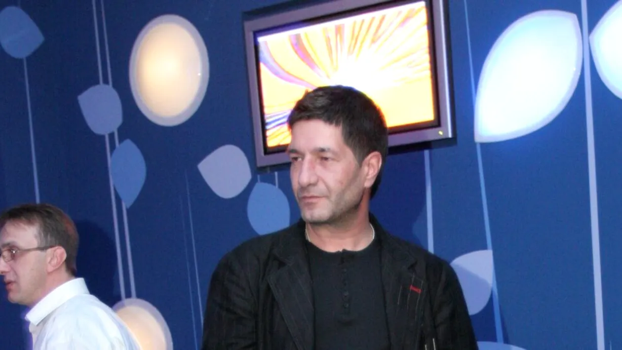 Am deschis un plic pe care scrie DIVERTIS și am dat peste Radu Pietreanu - Soarta face glume pe banii noștri