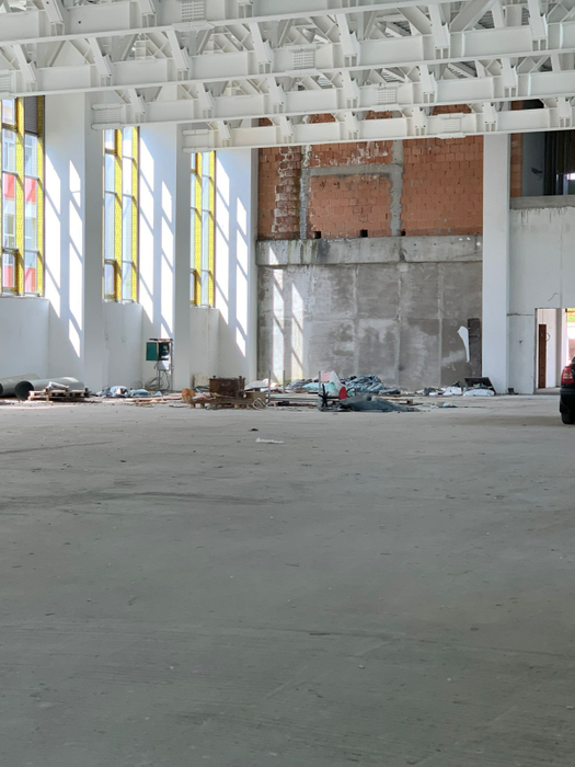 Apel către Primăria Capitalei privind sălile de sport începute și lăsate în paragină