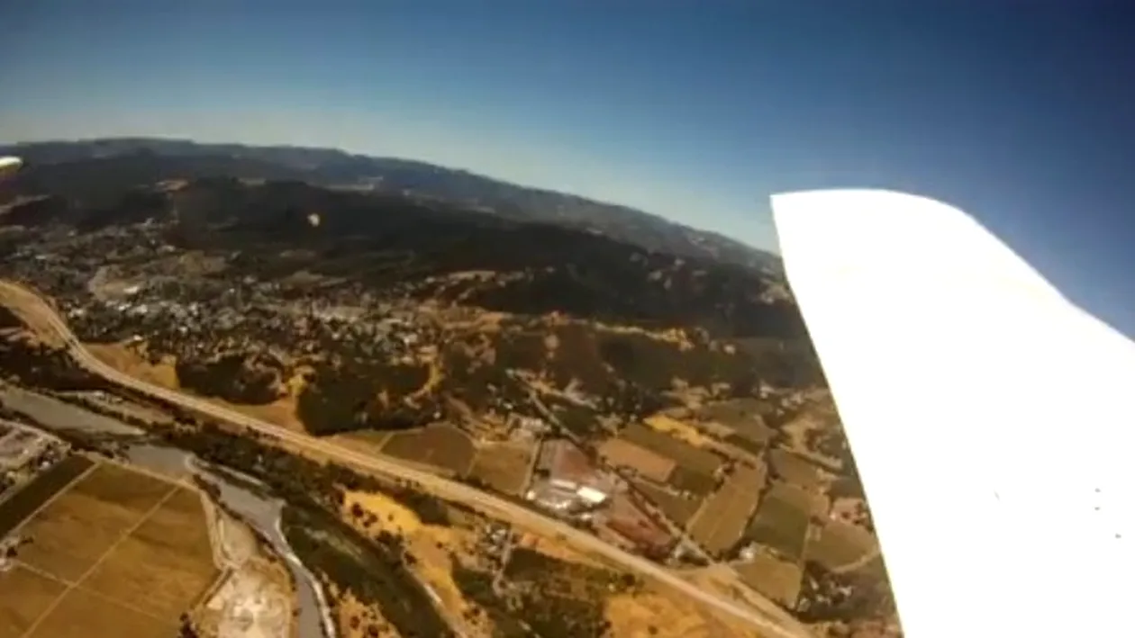 Ce se intampla cu o camera GoPro care cade dintr-un avion: N-ai sa crezi ce imagini a surprins! VIDEO
