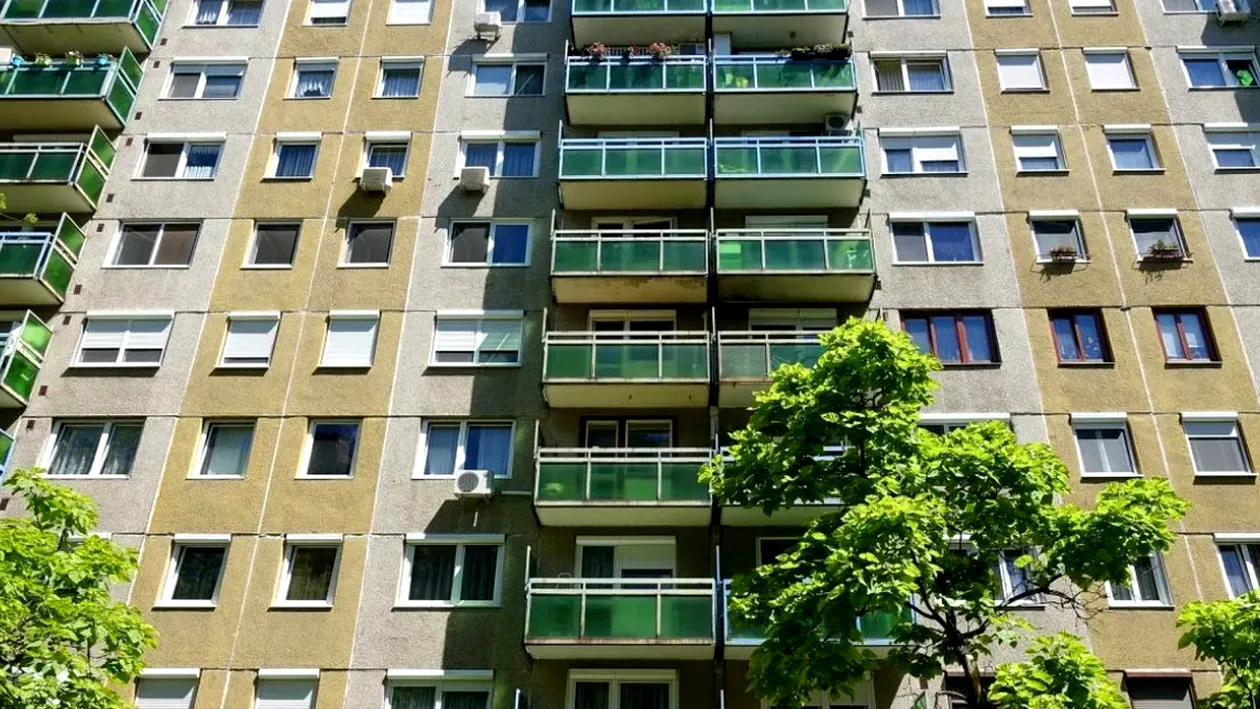 Cine trebuie să plătească reparațiile la bloc. Asociația sau locatarii?