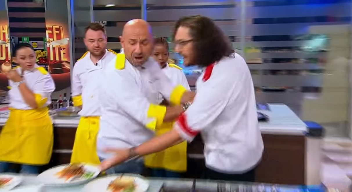 Momente tensionate la Antena 1! Urlete şi îmbrânceli între Dumitrescu şi Scărlătescu la “Chefi la cuţite”