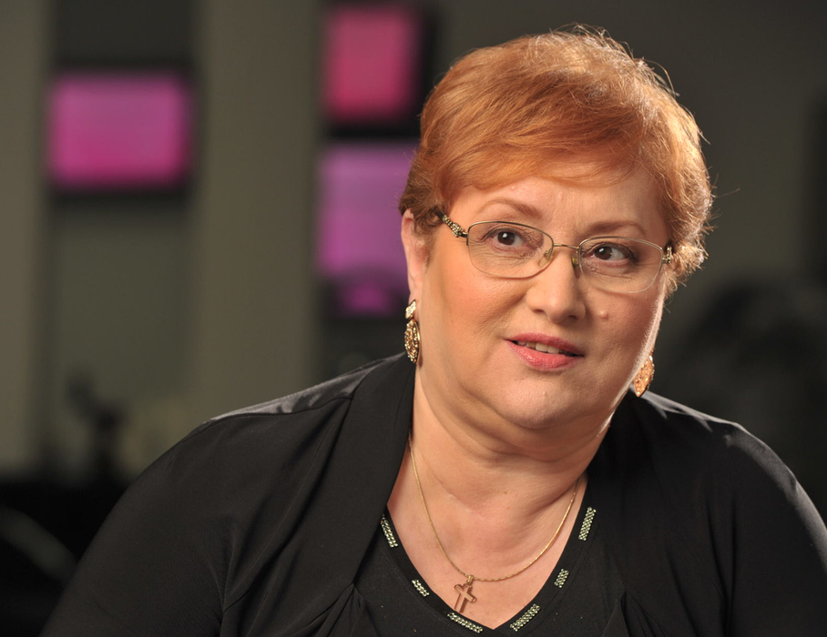 Renate Weber: ”Să nu-i dezamăgești pe cei care cred în tine”