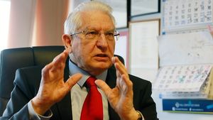 Care este arma anti-COVID? Ce spune neurochirurgul Vlad Ciurea
