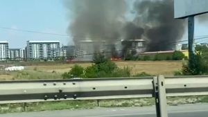 Incendiu în Militari, București. Focul se extinde rapid, informații de ultimă oră