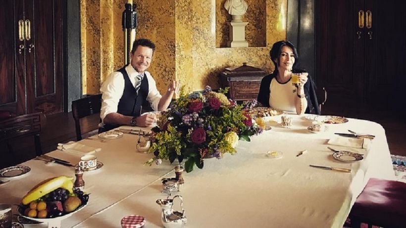 Gafă sau necesitate? Imaginea cu care logodnicul Mihaelei Rădulescu a stârnit râsul şi discuţii pe internet