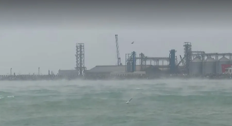 Fenomenul rar apărut la Marea Neagră, la o temperatură resimțită de -12 grade Celsius. Explicația unui expert