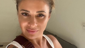 Ce imagini! Anamaria Prodan, apariție super-sexy în piscina vilei din Dubai. Le-a arătat tuturor cum se menține în formă