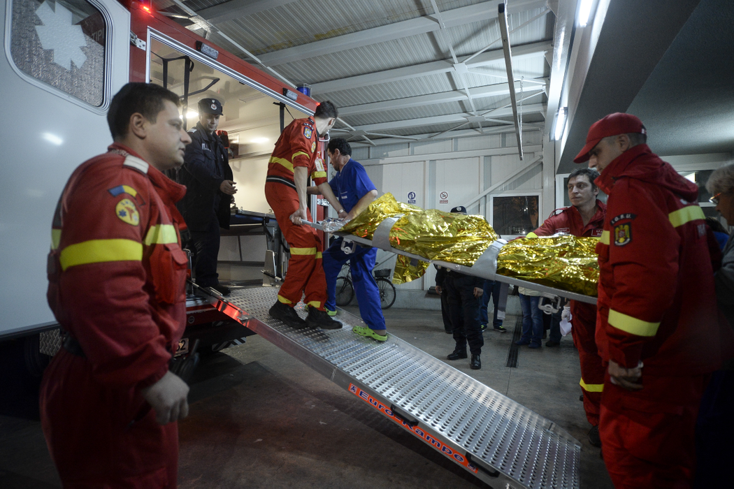 În urma tragediei au murit 65 de oameni, iar alte zeci de persoane au fost grav rănite (Foto: Inquam Photos/Octav Ganea)