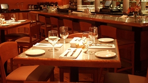 SOCANT! Un restaurant a fost inchis pentru ca le servea ASTA clientilor! Politistii au inlemnit cand au intrat in bucatarie