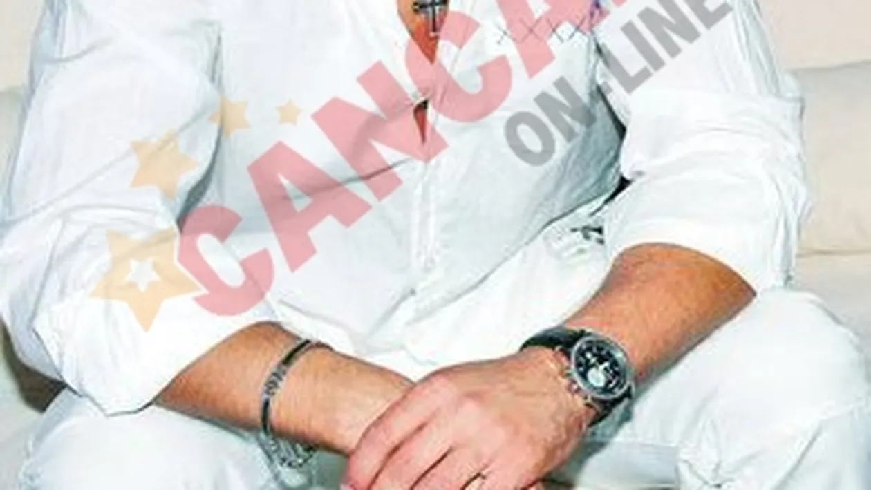 Fuge cu o blonda si o bruneta in Delta