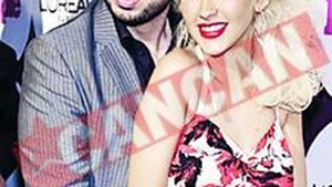 Christina Aguilera face sex in piscina