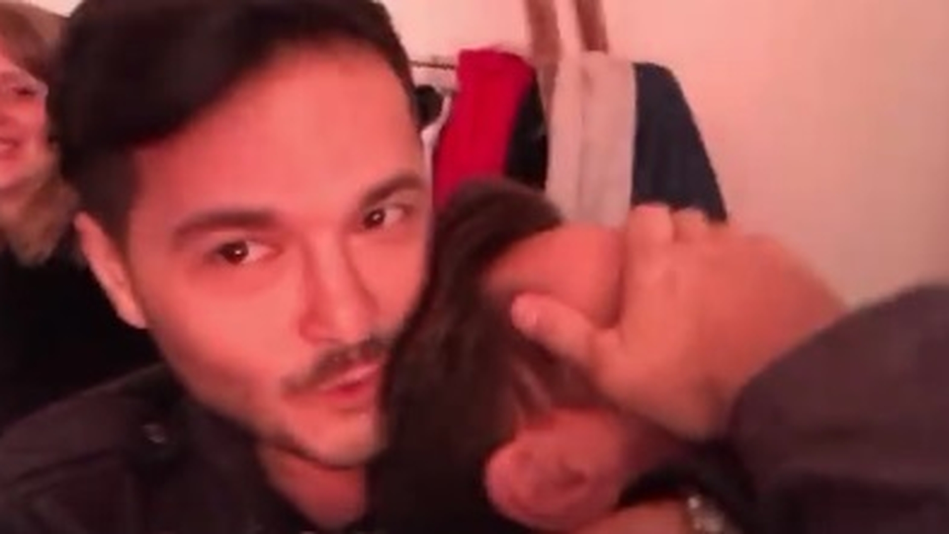 Filmuleţ incredibil cu Liviu Vârciu şi Dani Oţil. “Este un ‘insta-viol’!” Ce au făcut în văzul tuturor