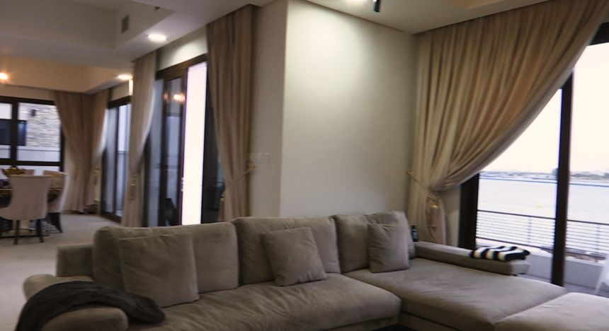 Imagini în premieră! Cum arată casa în care locuiește Anamaria Prodan