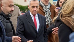 Ce religie are Călin Georgescu. Ce a apărut pe pagina sa de Wikipedia, în urma unor acuzații