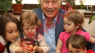 Dan Voiculescu isi petrece vacanta, in Romania, alaturi de familie