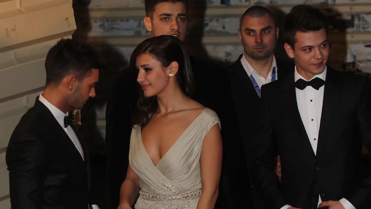 Jennifer Lopez ar fi invidioasa pe romanca asta! O vezi la TV, dar nu credeai ca are asa forme voluptuoase! N-o sa crezi cine e!