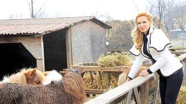 Primele declaraţii ale Iuliei Vântur după ce a fost înclocuită la ”Ferma vedetelor” cu Monica Bârlădeanu