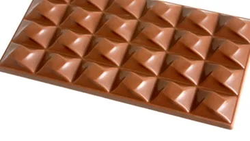 VIDEO O firma de dulciuri din Satu Mare produce ciocolata cu ardei iute, sare si piper!