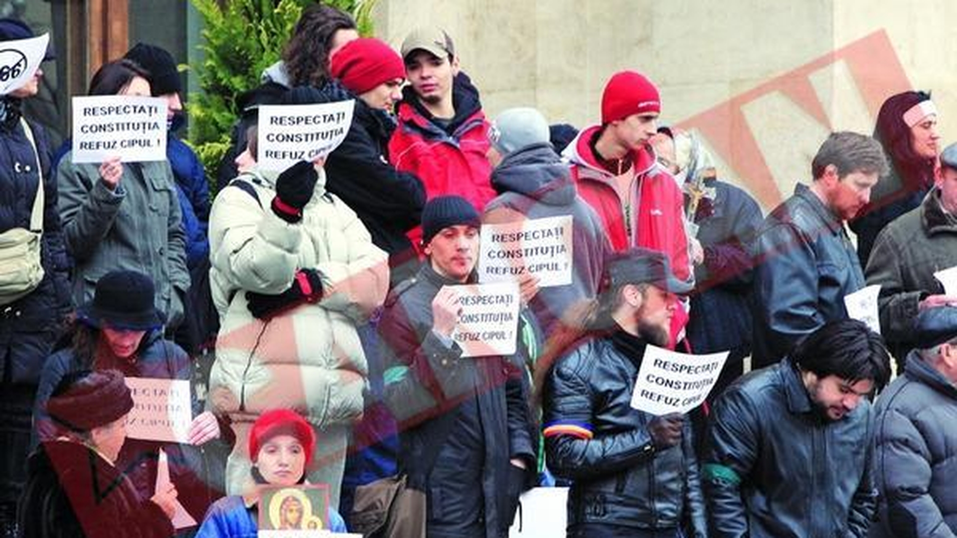 Protest impotriva "semnului fiarei" din pasapoarte